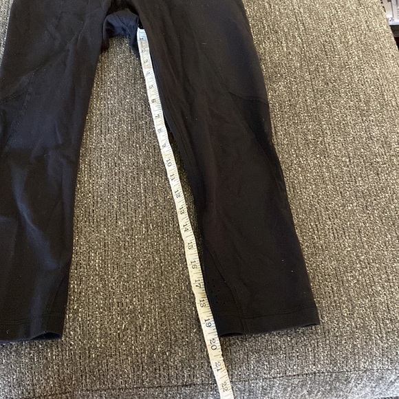 Lululemon crop leggings - Picture 5 of 7
